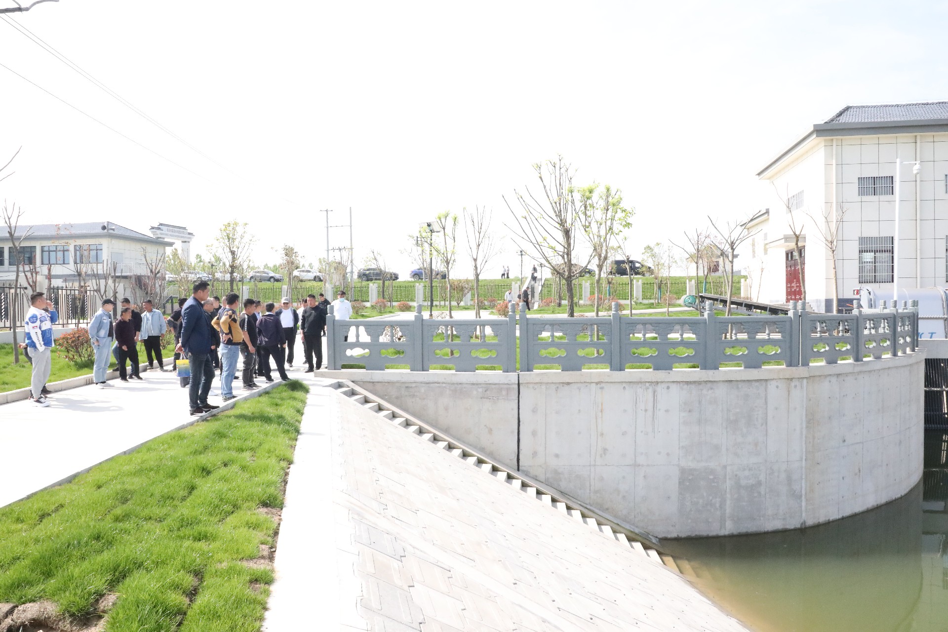 04.jpg